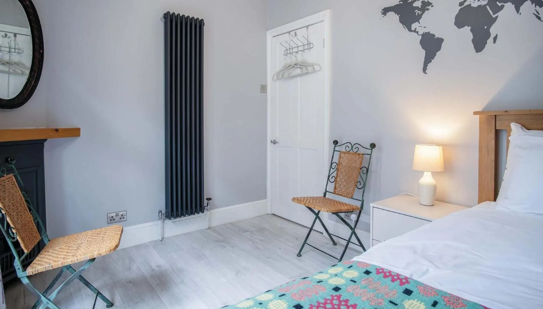Overland Road - 4 Bedroom House - Mumbles