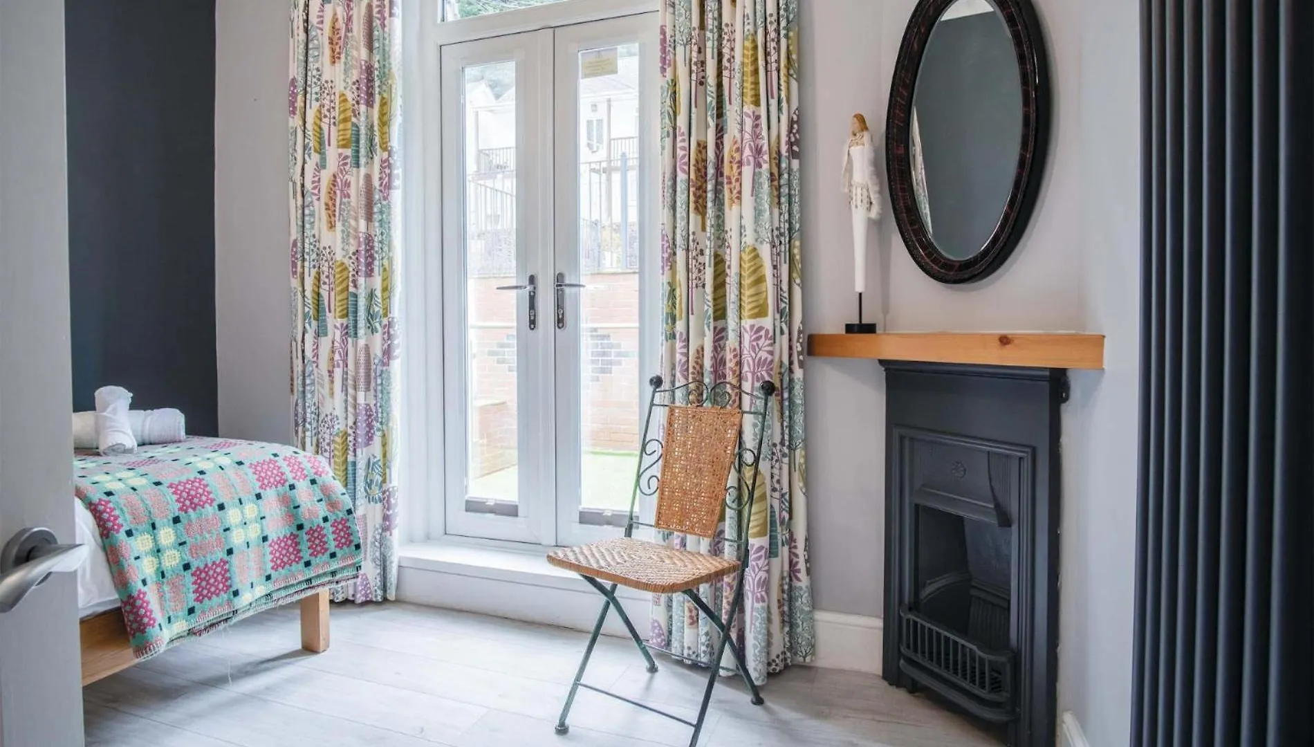 Overland Road - 4 Bedroom House - Mumbles 0*, The Mumbles United Kingdom
