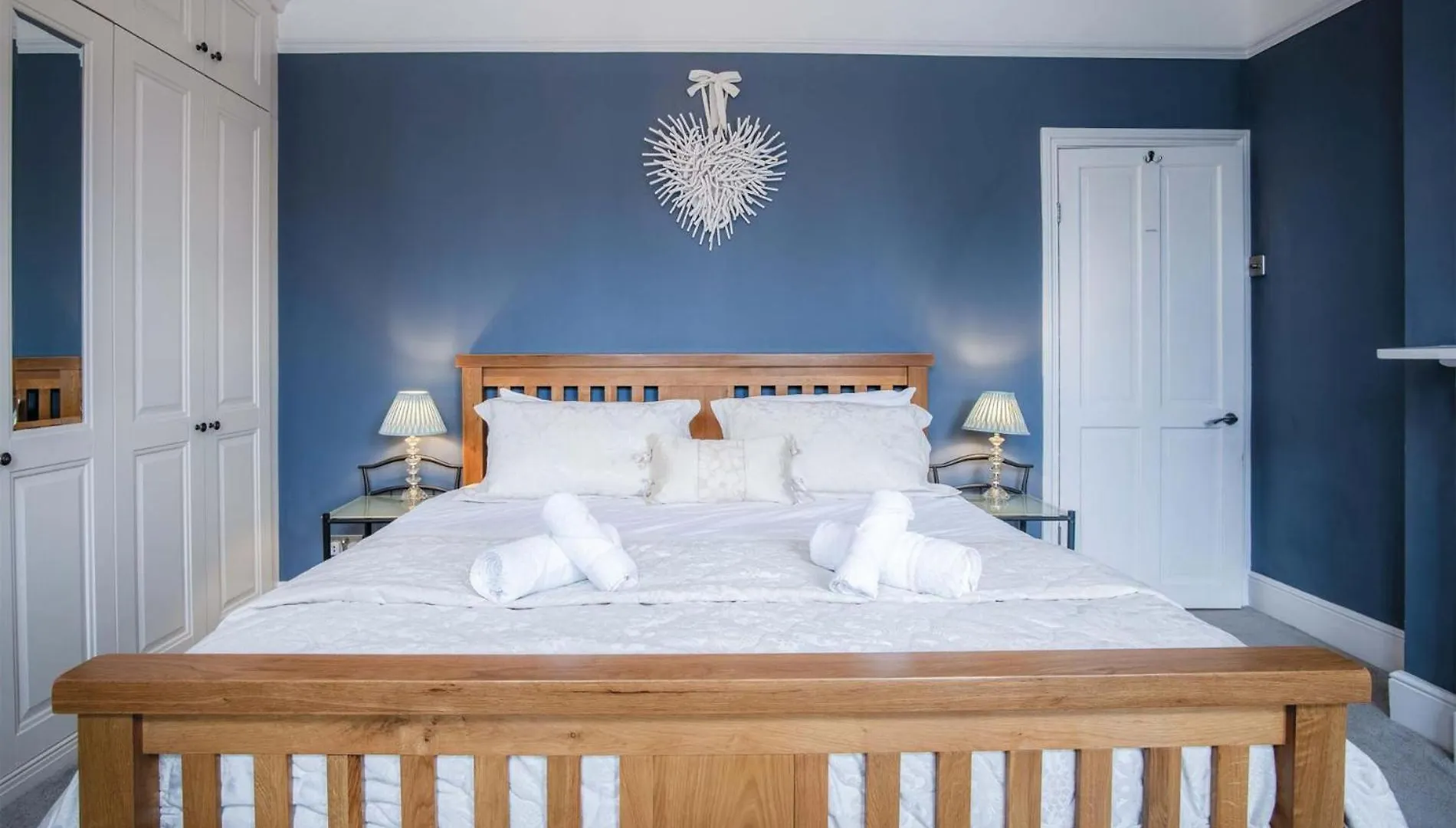 Holiday home Overland Road - 4 Bedroom House - Mumbles
