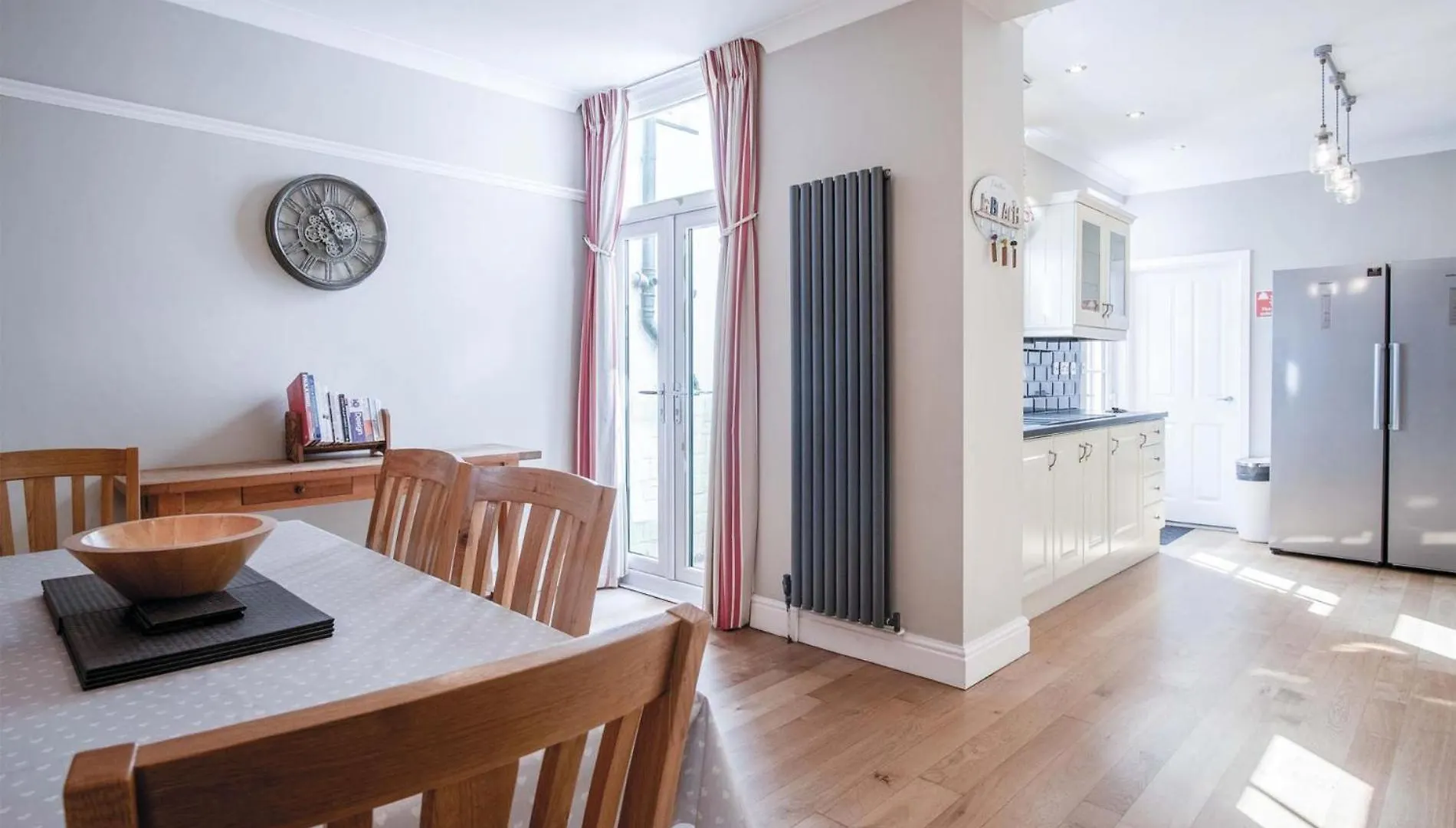Overland Road - 4 Bedroom House - Mumbles 0*, The Mumbles United Kingdom