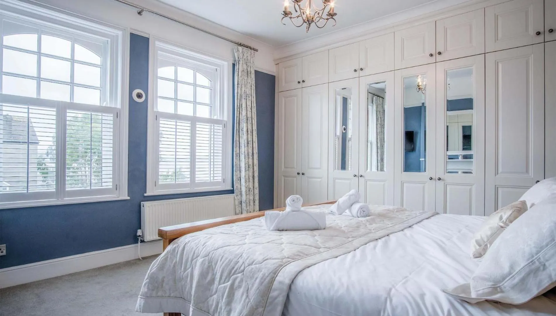 Holiday home Overland Road - 4 Bedroom House - Mumbles