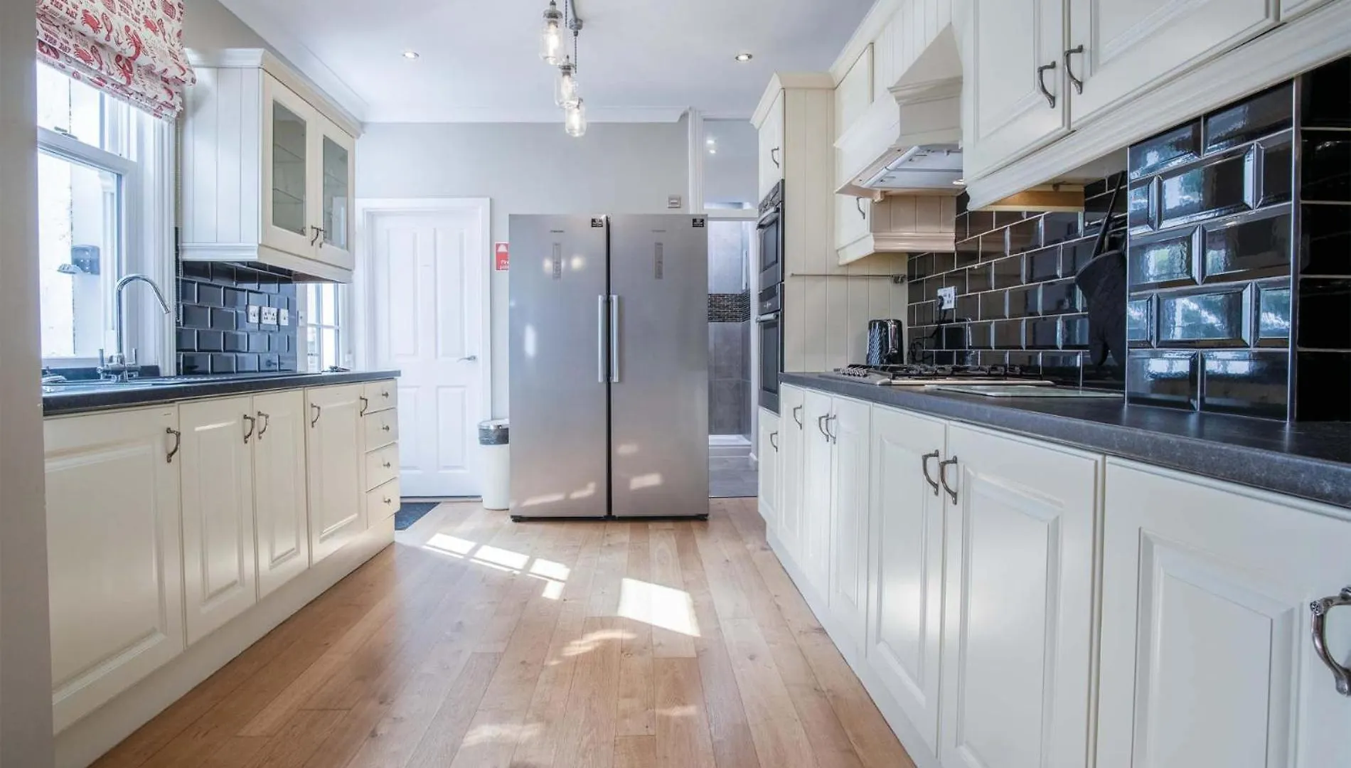 Overland Road - 4 Bedroom House - Mumbles Holiday home